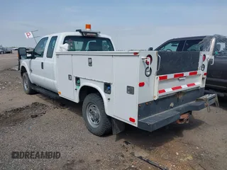 2014 Ford F-250 with VIN 1FD7X2BT1EEA74742, listed as a IAAI auction lot 41937930 with 268,877 mi miles and . Bid and sale history available at DreamBid. Image 3.
