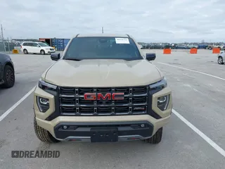 2024 GMC Canyon 4WD AT4 with VIN 1GTP6DEK8R1179023, listed as a IAAI auction lot 40930724 with 3,235 mi miles. Bid and sale history available at carsss.com. Image 13.