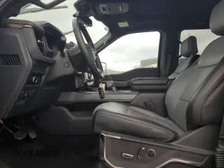 2023 Ford F-150 Lightning Pro z VIN 1FTVW1EV4PWG12935, wystawiony jako Copart lot #52685485 z przebiegiem Nie podano mil oraz Szkody całkowita. Historia ofert i sprzedaży dostępna na DreamBid. Obrazek 7.