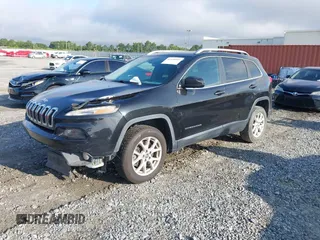 2016 Jeep Cherokee Latitude with VIN 1C4PJLCS7GW206935, listed as a IAAI auction lot 42430585 with 201,629 mi miles and . Bid and sale history available at DreamBid. Image 18.