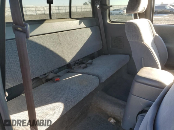 1997 Toyota T100 SR5 with VIN JT4UN24D6V0037539, listed as a Copart auction lot 42195245 with 364,681 mi miles and Salvage Title. Bid and sale history available at DreamBid. Image 10.