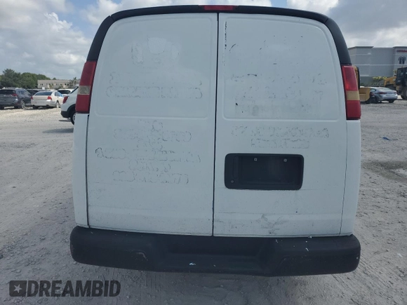 2012 Chevrolet Express Cargo z VIN 1GCSGAFXXC1158990, wystawiony jako Copart lot #58536585 z przebiegiem Nie podano mil oraz Czysty tytuł • Clean title. Historia ofert i sprzedaży dostępna na DreamBid. Obrazek 6.