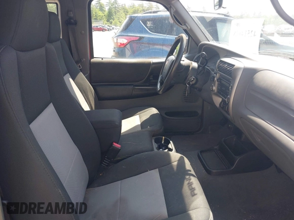 2008 Ford Ranger XL z VIN 1FTZR15E88PA32057, wystawiony jako IAAI lot #42514618 z przebiegiem 218 186 mil mil oraz . Historia ofert i sprzedaży dostępna na DreamBid. Obrazek 5.