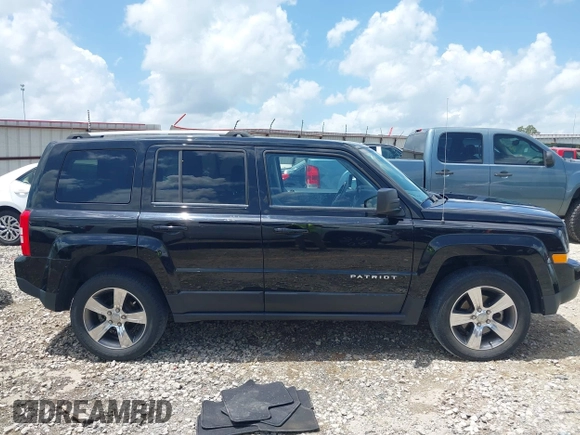2016 Jeep Patriot Latitude with VIN 1C4NJRFB4GD809651, listed as a IAAI auction lot 42510212 with 47,887 mi miles and . Bid and sale history available at DreamBid. Image 13.