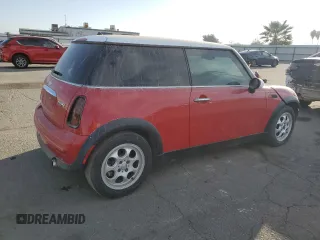 2002 MINI Hardtop with VIN WMWRC33432TE12395, listed as a Copart auction lot 76629414 with 181,921 mi miles and Clean Title. Bid and sale history available at DreamBid. Image 3.