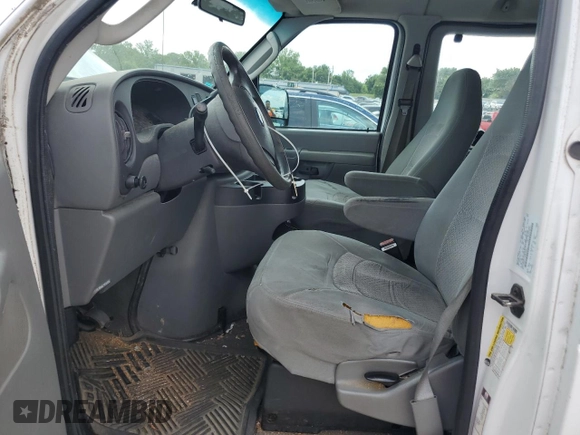 2006 Ford Econoline Passenger XL with VIN 1FBSS31L76DA19499, listed as a Copart auction lot 64693445 with 407,254 mi miles and Clean title. Bid and sale history available at DreamBid. Image 7.