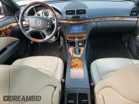 2008 Mercedes-Benz E-Class Luxury 3.5L with VIN WDBUF56X48B209208, listed as a Copart auction lot 44258895 with 187,773 mi miles and Salvage Title. Bid and sale history available at carsss.com. Image 8.