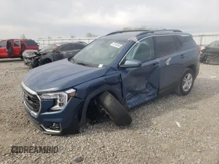 2024 GMC Terrain SLE z VIN 3GKALMEGXRL116982, wystawiony jako Copart lot #53143045 z przebiegiem 6779 mil mil oraz Szkody całkowita. Historia ofert i sprzedaży dostępna na DreamBid. Obrazek 1.