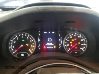 2017 Jeep Renegade Latitude z VIN ZACCJABB2HPG25231, wystawiony jako Copart lot #50335575 z przebiegiem 127 527 mil mil oraz Szkoda całkowita • Salvage title. Historia ofert i sprzedaży dostępna na DreamBid. Obrazek 9.