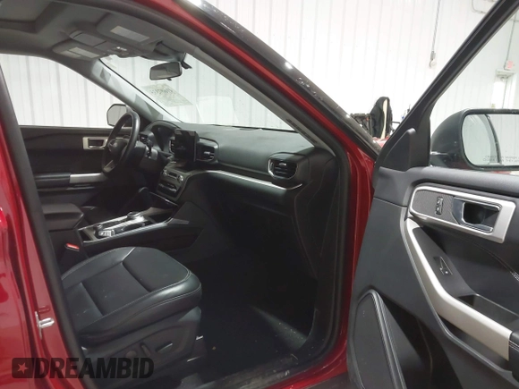 2022 Ford Explorer XLT with VIN 1FMSK8DH8NGB23802, listed as a IAAI auction lot 41607335 with 26,868 mi miles and . Bid and sale history available at DreamBid. Image 5.