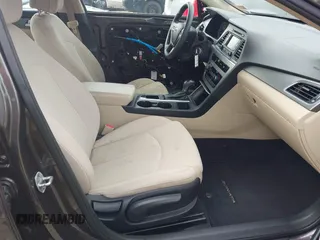 2015 Hyundai Sonata SE with VIN 5NPE24AF2FH223890, listed as a IAAI auction lot 41810442 with 146,260 mi miles and . Bid and sale history available at DreamBid. Image 5.