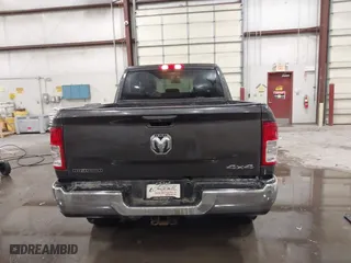 2020 Ram 2500 Big Horn with VIN 3C6UR5DJ8LG298134, listed as a IAAI auction lot 41705639 with 85,130 mi miles. Bid and sale history available at carsss.com. Image 16.