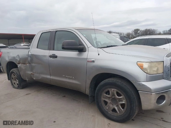 2008 Toyota Tundra 2WD Truck with VIN 5TFRV541X8X068558, listed as a IAAI auction lot 41366173 with 275,358 mi miles. Bid and sale history available at carsss.com. Image 14.