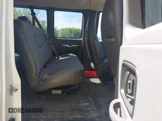 2012 Chevrolet Express Passenger 1LT z VIN 1GAZG1FA4C1189350, wystawiony jako IAAI lot #42246336 z przebiegiem 239 216 mil mil oraz . Historia ofert i sprzedaży dostępna na DreamBid. Obrazek 8.
