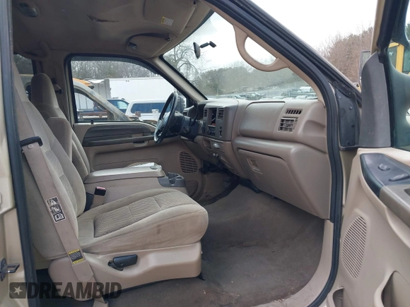 2001 Ford F-350 XL with VIN 3FTSW31F91MA49952, listed as a IAAI auction lot 41957659 with 229,062 mi miles and . Bid and sale history available at DreamBid. Image 5.