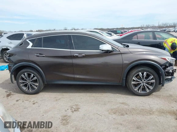 2017 Infiniti QX30 Premium with VIN SJKCH5CR7HA024635, listed as a IAAI auction lot 41764962 with 98,803 mi miles and . Bid and sale history available at DreamBid. Image 14.