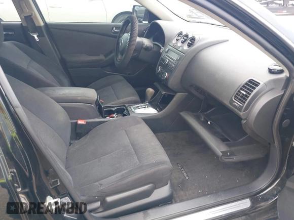 2012 Nissan Altima S z VIN 1N4AL2AP8CC181098, wystawiony jako IAAI lot #42262564 z przebiegiem 67 613 mil mil oraz . Historia ofert i sprzedaży dostępna na DreamBid. Obrazek 5.