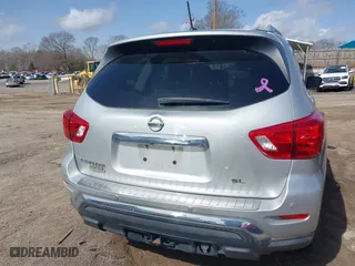 2017 Nissan Pathfinder SV with VIN 5N1DR2MNXHC603746, listed as a IAAI auction lot 41736575 with 174,439 mi miles. Bid and sale history available at carsss.com. Image 17.
