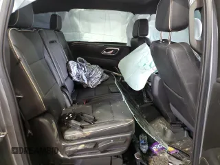 2021 GMC Yukon XL SLT with VIN 1GKS2GKT1MR310067, listed as a Copart auction lot 43961045 with 112,946 mi miles and Salvage Title. Bid and sale history available at carsss.com. Image 11.