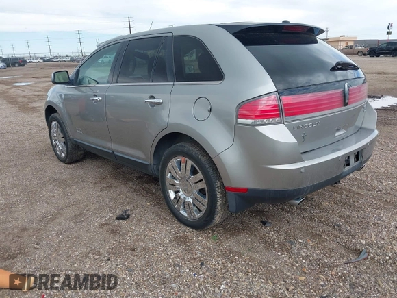 2008 Lincoln MKX with VIN 2LMDU88C98BJ16312, listed as a IAAI auction lot 42182361 with 173,114 mi miles and . Bid and sale history available at DreamBid. Image 3.
