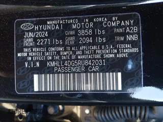 2024 Hyundai Elantra SE with VIN KMHLL4DG5RU842031, listed as a IAAI auction lot 41814198 with 6,038 mi miles and . Bid and sale history available at DreamBid. Image 9.