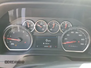 2022 Chevrolet Silverado 3500HD LTZ z VIN 1GC4YUEYXNF222193, wystawiony jako Copart lot #49034305 z przebiegiem 84 548 mil mil oraz Szkoda całkowita • Salvage title. Historia ofert i sprzedaży dostępna na DreamBid. Obrazek 9.