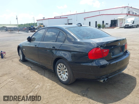 2009 BMW 3 Series 328i xDrive with VIN WBAPK73519A457574, listed as a IAAI auction lot 42575375 with Not provided miles and . Bid and sale history available at DreamBid. Image 3.