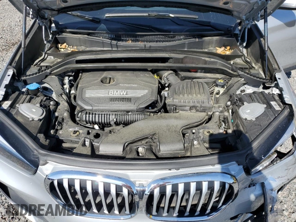 2021 BMW X1 sDrive28i z VIN WBXJG7C06M5U15436, wystawiony jako Copart lot #52382635 z przebiegiem 57 917 mil mil oraz Szkody całkowita. Historia ofert i sprzedaży dostępna na DreamBid. Obrazek 13.