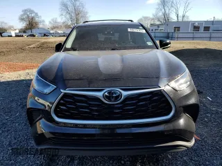 2022 Toyota Highlander L with VIN 5TDCZRBH4NS570596, listed as a Copart auction lot 88216165 with 78,577 mi miles and Salvage title. Bid and sale history available at DreamBid. Image 5.