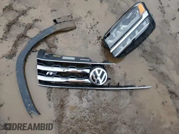 2018 Volkswagen Atlas SE with VIN 1V2FR2CA2JC570337, listed as a Copart auction lot 42166595 with 55,997 mi miles and Salvage title. Bid and sale history available at DreamBid. Image 15.