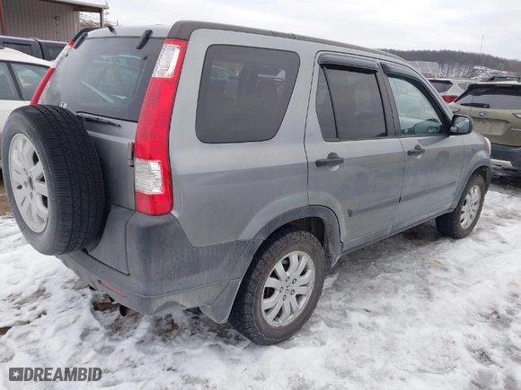 2006 Honda CR-V EX with VIN SHSRD77806U431103, listed as a IAAI auction lot 41411837 with 174,162 mi miles. Bid and sale history available at carsss.com. Image 4.