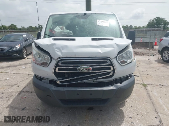 2016 Ford Transit Cargo с VIN 1FTYE1YM2GKB39272, выставлен на аукционе IAAI как лот 42427544 с пробегом 161 406 миль миль и . История ставок и продаж доступна на DreamBid. Изображение 12.