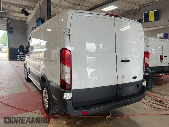 2017 Ford Transit z VIN 1FTYE1ZM1HKA12366, wystawiony jako IAAI lot #42501054 z przebiegiem 199 105 mil mil oraz . Historia ofert i sprzedaży dostępna na DreamBid. Obrazek 10.