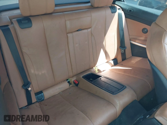 2018 BMW 4 Series 430i with VIN WBA4Z1C55JEC70365, listed as a IAAI auction lot 39579960 with 68,764 mi miles and . Bid and sale history available at DreamBid. Image 8.