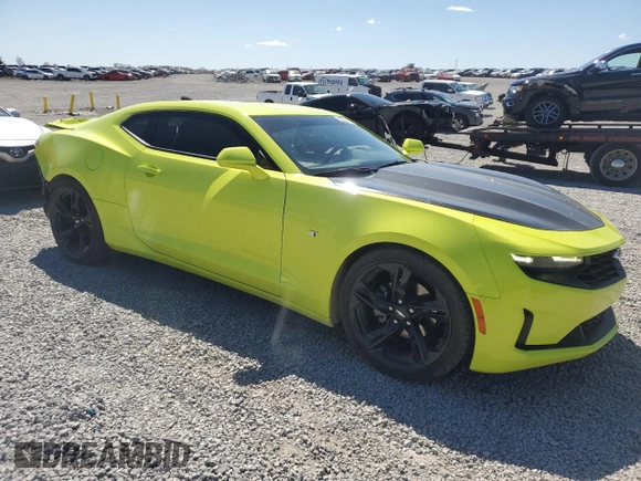 2019 Chevrolet Camaro 1LT z VIN 1G1FA1RX3K0155165, wystawiony jako Copart lot #52343325 z przebiegiem 54 665 mil mil oraz Szkoda całkowita • Salvage title. Historia ofert i sprzedaży dostępna na DreamBid. Obrazek 4.