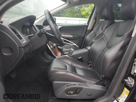 2017 Volvo XC60 Inscription с VIN YV440MRU8H2002543, выставлен на аукционе Copart как лот 55568705 с пробегом 169 748 миль миль и Списание • Salvage title. История ставок и продаж доступна на DreamBid. Изображение 7.