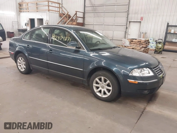 2004 Volkswagen Passat GLS z VIN WVWPD63B24P201432, wystawiony jako IAAI lot #42404871 z przebiegiem 120 630 mil mil oraz . Historia ofert i sprzedaży dostępna na DreamBid. Obrazek 1.