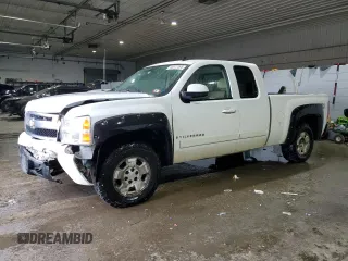 2008 Chevrolet Silverado 1500 LTZ with VIN 1GCEK19J98E195693, listed as a Copart auction lot 46072095 with 239,888 mi miles and Salvage Title. Bid and sale history available at DreamBid. Image 1.
