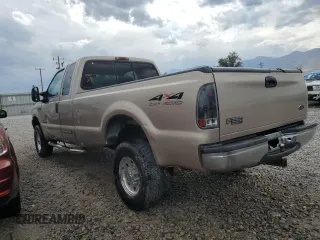 1999 Ford Super Duty F-250 XL with VIN 1FTNX21F8XEE00658, listed as a Copart auction lot 70021594 with 218,084 mi miles and Non Repairable. Bid and sale history available at carsss.com. Image 2.