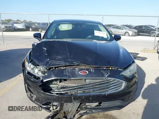 2019 Ford Fusion SE with VIN 3FA6P0HD3KR250483, listed as a IAAI auction lot 41866151 with 115,849 mi miles. Bid and sale history available at carsss.com. Image 6.