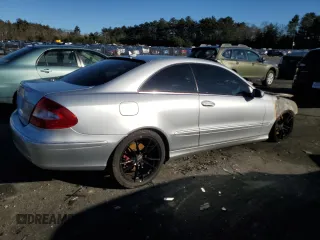 2009 Mercedes-Benz CLK-Class 3.5L with VIN WDBTJ56H39F264746, listed as a Copart auction lot 48535935 with 0 mi miles and Salvage Title. Bid and sale history available at carsss.com. Image 3.
