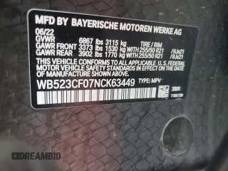 2022 BMW iX xDrive50 z VIN WB523CF07NCK63449, wystawiony jako Copart lot #82612884 z przebiegiem 18 961 mil mil oraz Szkody całkowita. Historia ofert i sprzedaży dostępna na DreamBid. Obrazek 13.