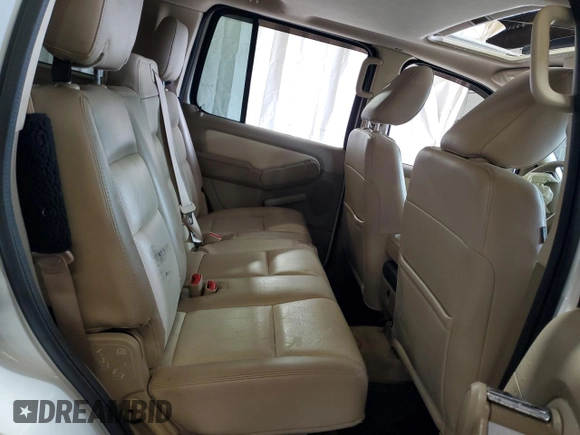 2010 Mercury Mountaineer Premier z VIN 4M2EN4JE1AUJ06924, wystawiony jako Copart lot #55436415 z przebiegiem Nie podano mil oraz Szkody całkowita. Historia ofert i sprzedaży dostępna na DreamBid. Obrazek 11.