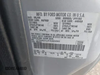 2001 Ford F-250 XL z VIN 1FTNX21L41EA04501, wystawiony jako IAAI lot #41857447 z przebiegiem 291 556 mil mil oraz . Historia ofert i sprzedaży dostępna na DreamBid. Obrazek 9.