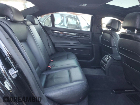 2015 BMW 7 Series 750Li with VIN WBAYE8C55FD781557, listed as a Copart auction lot 83984014 with 138,772 mi miles and Salvage Title. Bid and sale history available at carsss.com. Image 10.