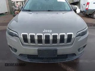 2021 Jeep Cherokee Latitude Lux with VIN 1C4PJLMX4MD158909, listed as a IAAI auction lot 41709423 with 28,368 mi miles. Bid and sale history available at carsss.com. Image 6.