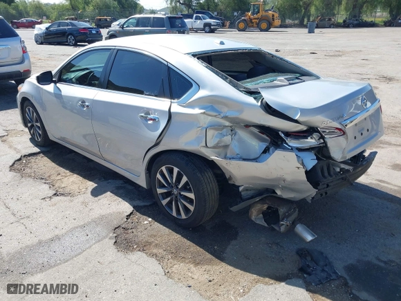 2017 Nissan Altima 2.5 SR with VIN 1N4AL3AP5HC213504, listed as a IAAI auction lot 41944535 with 71,159 mi miles. Bid and sale history available at carsss.com. Image 3.