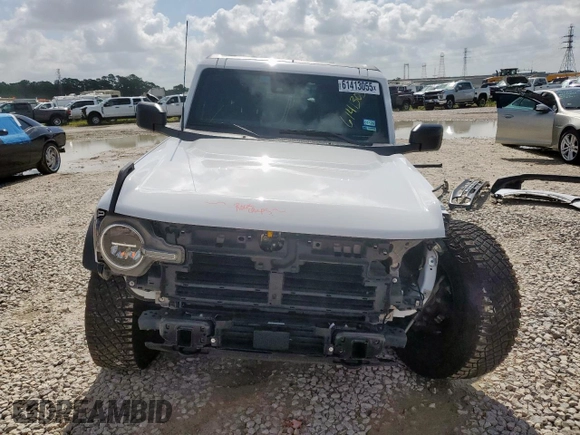 2024 Ford Bronco Big Bend with VIN 1FMDE7BH1RLA09232, listed as a Copart auction lot 61413055 with 15,590 mi miles and Salvage title. Bid and sale history available at DreamBid. Image 5.