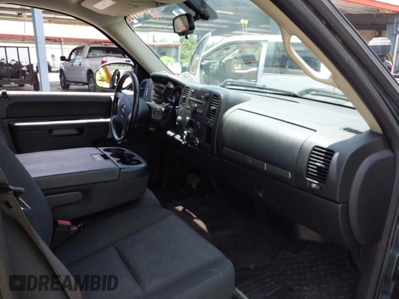2012 Chevrolet Silverado 1500 LT with VIN 1GCPKSE72CF206352, listed as a IAAI auction lot 42114098 with 162,317 mi miles and . Bid and sale history available at DreamBid. Image 5.