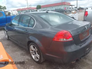 2009 Pontiac G8 z VIN 6G2ER57789L169343, wystawiony jako IAAI lot #42391701 z przebiegiem 293 400 mil mil oraz . Historia ofert i sprzedaży dostępna na DreamBid. Obrazek 3.